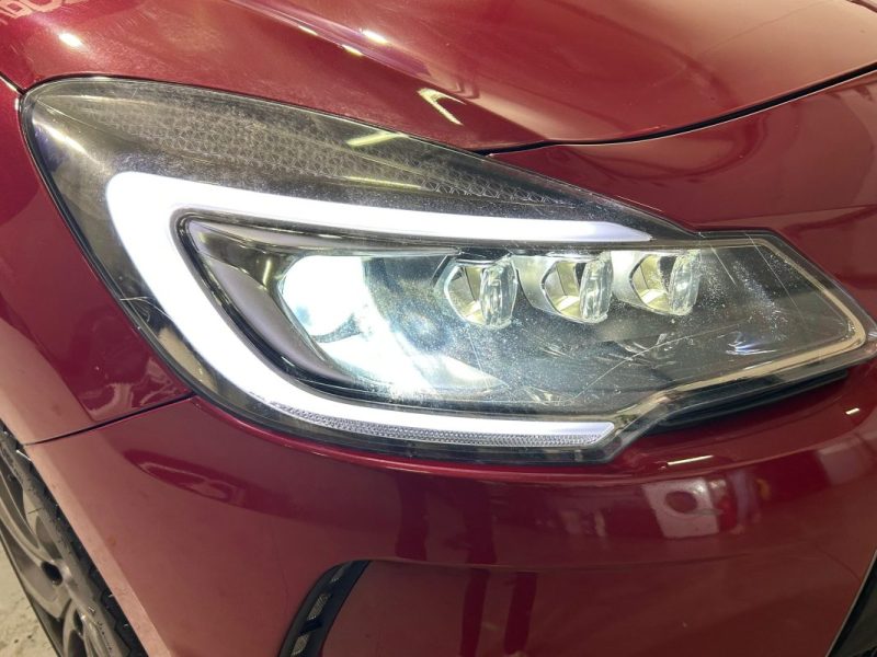 CITROEN DS3 PURETECH 110CH SO IRRÉSISTIBLE 2015