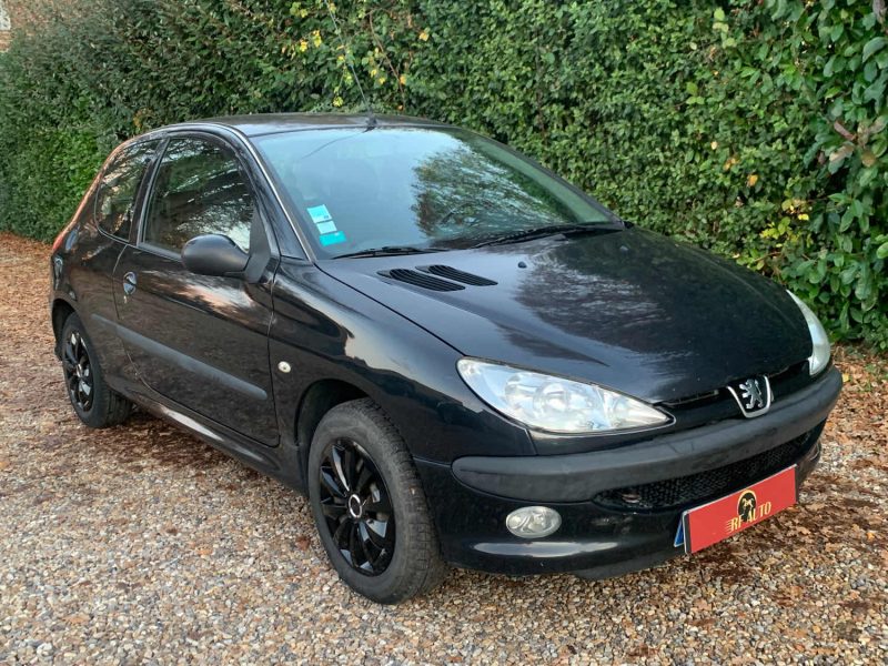PEUGEOT 206 1.1I - 8V 2005