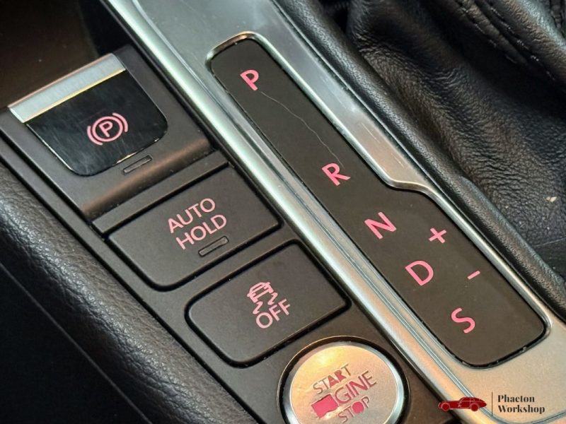 Volkswagen Passat SW 3.6 VR6 – 300CH | DSG | Suspensions pilotées |Régulateur Adaptatif |