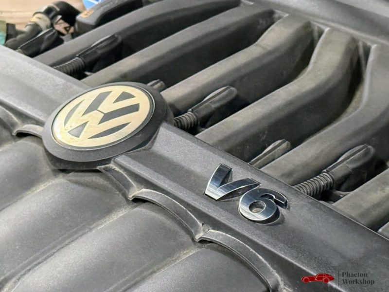 Volkswagen Passat SW 3.6 VR6 – 300CH | DSG | Suspensions pilotées |Régulateur Adaptatif |