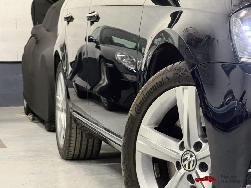 Volkswagen Passat SW 3.6 VR6 – 300CH | DSG | Suspensions pilotées |Régulateur Adaptatif |