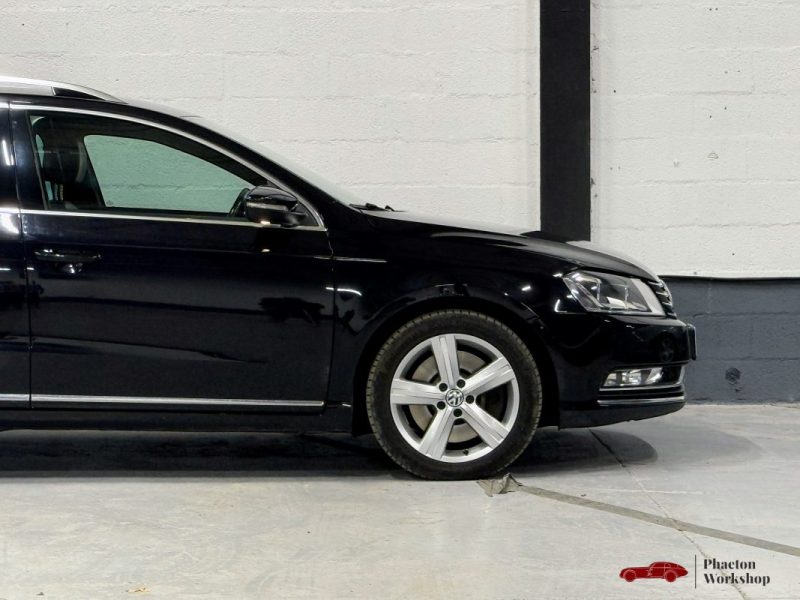 Volkswagen Passat SW 3.6 VR6 – 300CH | DSG | Suspensions pilotées |Régulateur Adaptatif |