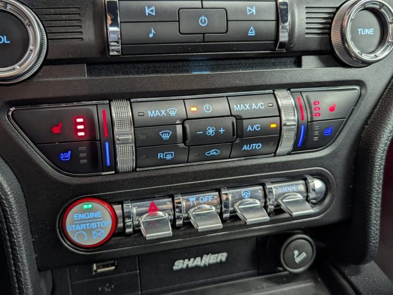 FORD MUSTANG 5.0 V8 421ch GT BVM6