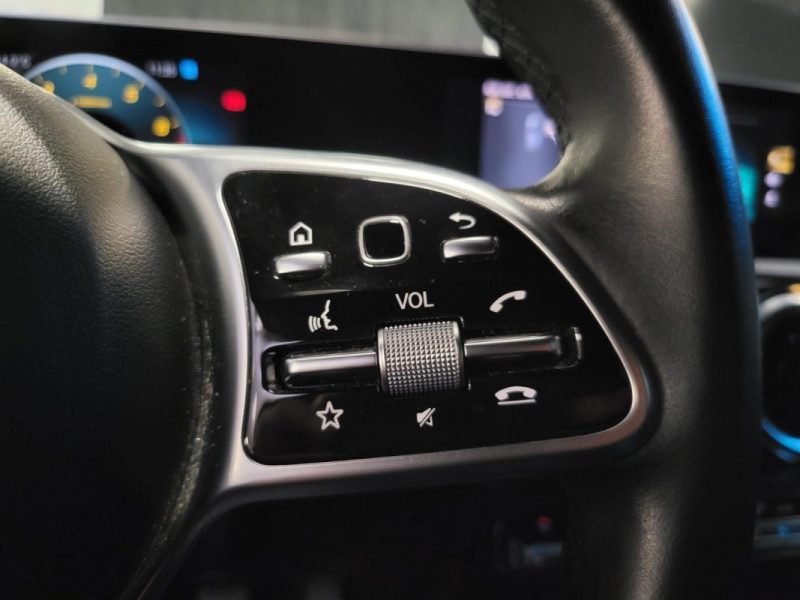 MERCEDES CLASSE A  180 136CH STYLE LINE 2019