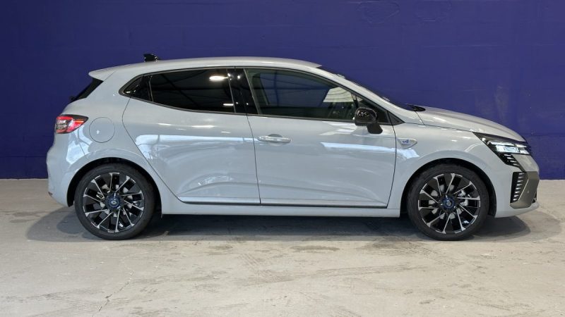 Renault Clio 1.6 E-Tech Full Hybrid 145ch Esprit Alpine - Boite Automatique - Kilométrage faible