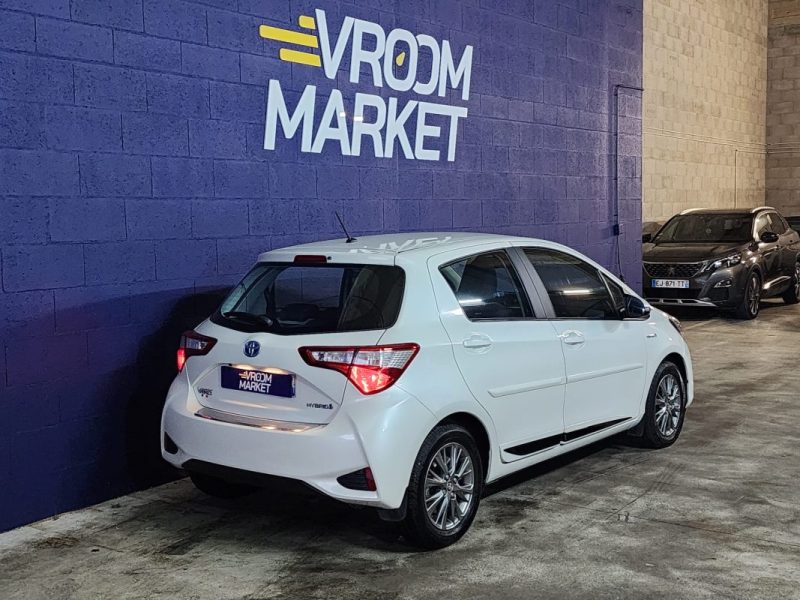TOYOTA YARIS DYNAMIC BUSINESS 1.5 HYBRID-100cv-BVA-52 000 km