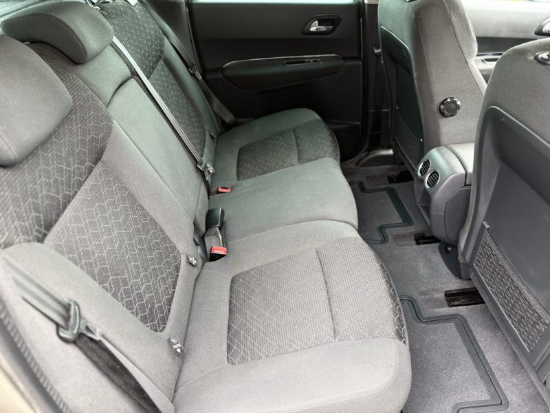 PEUGEOT 3008 1.6 BlueHDi 120 ch S&S Pack Style/ -Bluetooth -Radar AV/AR - Révisée & Garantie 6 Mois 