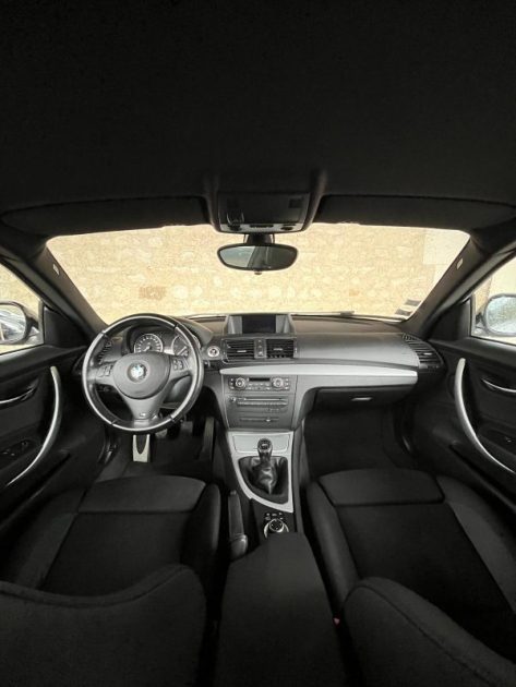 B.M.W. SERIE 1 120D PREMIERE 2012