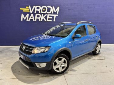 DACIA SANDERO 0.9 TCE 90CH STEPWAY -  1 ERE MAIN / SUIVI COMPLET 