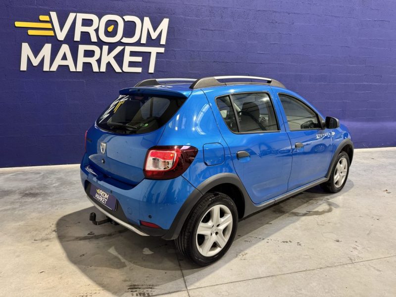 DACIA SANDERO 0.9 TCE 90CH STEPWAY -  1 ERE MAIN / SUIVI COMPLET 