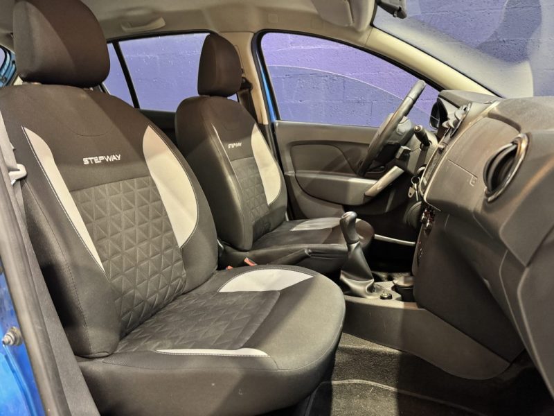 DACIA SANDERO 0.9 TCE 90CH STEPWAY -  1 ERE MAIN / SUIVI COMPLET 