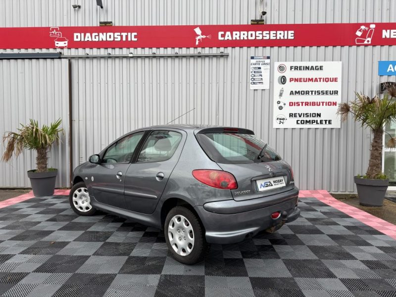 PEUGEOT 206 1.4 HDI 68CV GARANTIE 12 MOIS