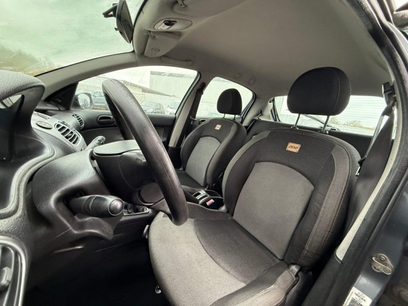 PEUGEOT 206 1.4 HDI 68CV GARANTIE 12 MOIS