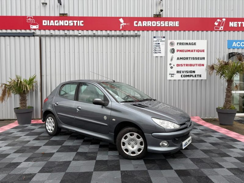 PEUGEOT 206 1.4 HDI 68CV GARANTIE 12 MOIS