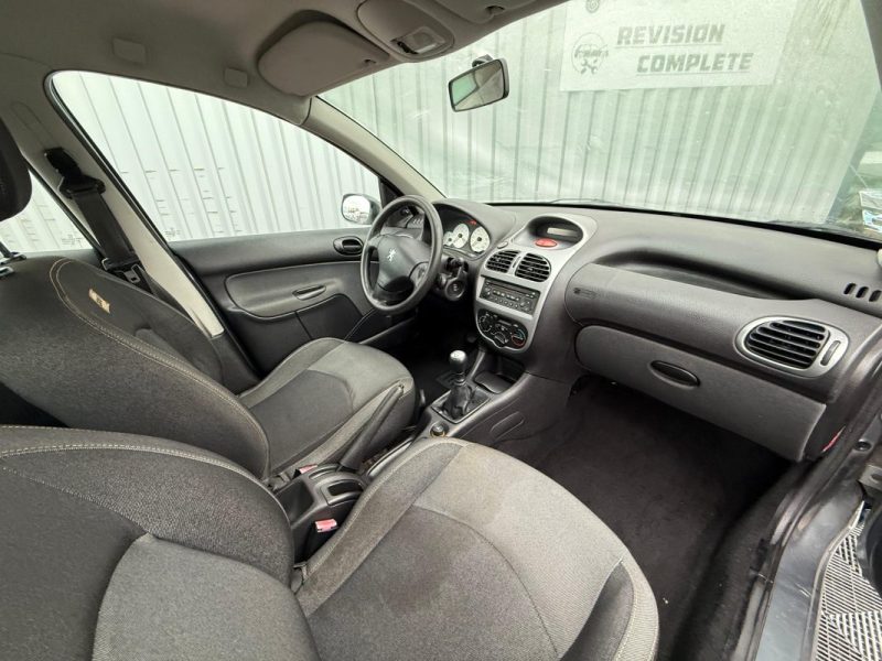 PEUGEOT 206 1.4 HDI 68CV GARANTIE 12 MOIS