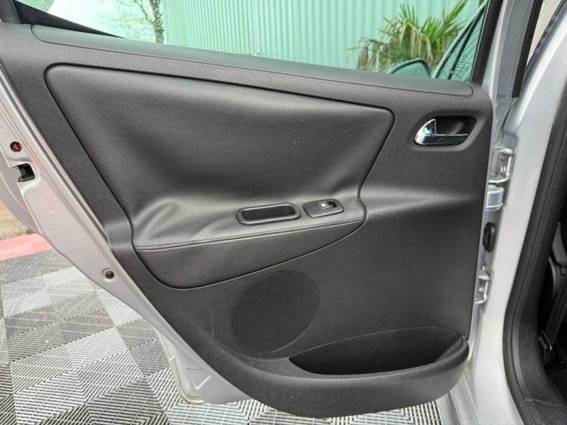 PEUGEOT 207 SW 1.6 HDI 92CV GARANTIE 12 MOIS 