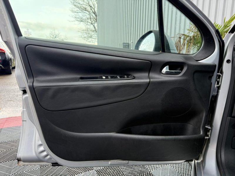 PEUGEOT 207 SW 1.6 HDI 92CV GARANTIE 12 MOIS 