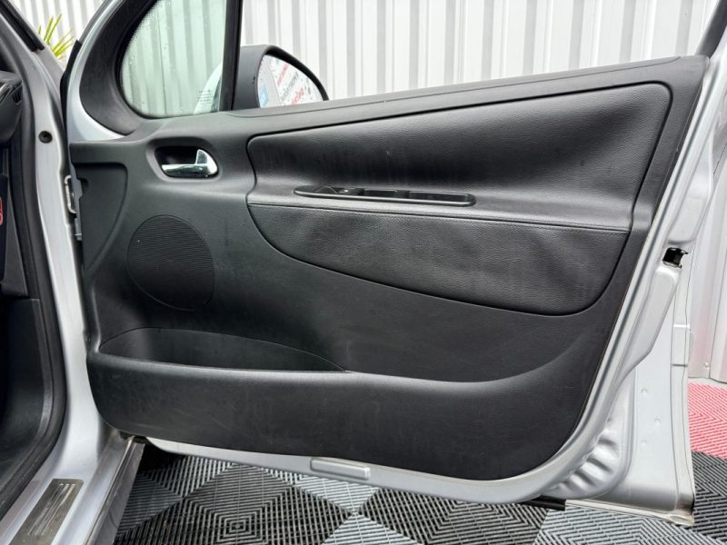 PEUGEOT 207 SW 1.6 HDI 92CV GARANTIE 12 MOIS 