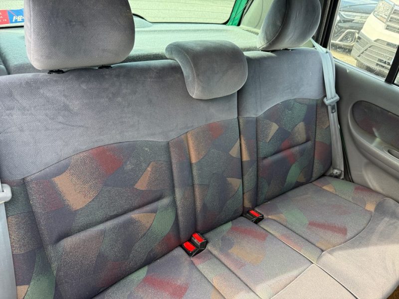 RENAULT CLIO 1.2i 60 ch RXE - 1ère Main