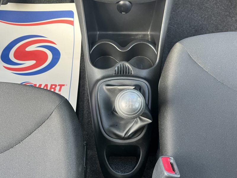 TOYOTA AYGO 1.0 VVT-I 68CH Active 5p 10/2013