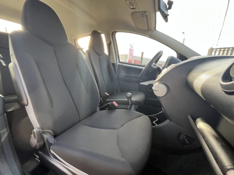 TOYOTA AYGO 1.0 VVT-I 68CH Active 5p 10/2013