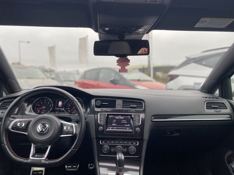 VOLKSWAGEN GOLF VII GTI 2.0 TSI 230CH / Toit Ouvrant - Caméra De Recul - Drive Select - ACC