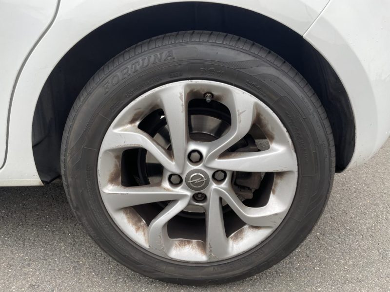 Opel Corsa 1.4 Turbo 100ch Edition • Première Main • Entretien Complet