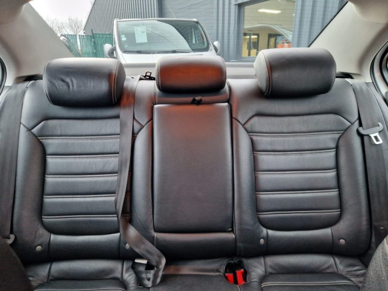 VOLKSWAGEN  JETTA HYBRIDES  1.4L TSI 16V 150CV *BOITE AUTO DSG7*CARAT* / GARANTIE&REVISEE 2013