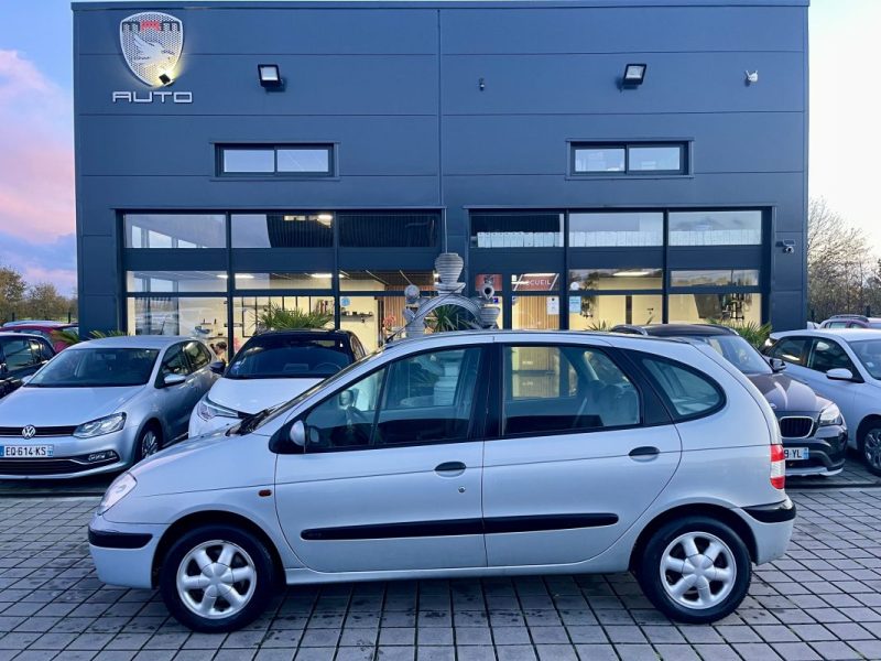 RENAULT MEGANE SCENIC MEGANE DYNAMIQUE 1.6 107ch 16V BVA PROACTIVE 2000