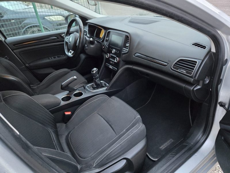 RENAULT MEGANE IV 1.2 TCE 130CH ENERGY INTENS 2016