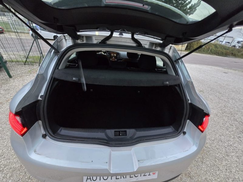 RENAULT MEGANE IV 1.2 TCE 130CH ENERGY INTENS 2016