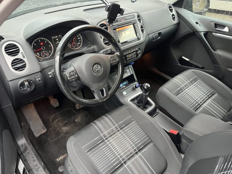 VOLKSWAGEN TIGUAN 2.0 TDI 140 4 MOTION LOUNGE TOIT OUVRANT
