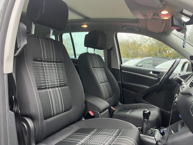 VOLKSWAGEN TIGUAN 2.0 TDI 140 4 MOTION LOUNGE TOIT OUVRANT