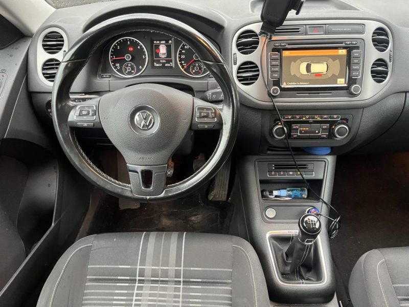 VOLKSWAGEN TIGUAN 2.0 TDI 140 4 MOTION LOUNGE TOIT OUVRANT