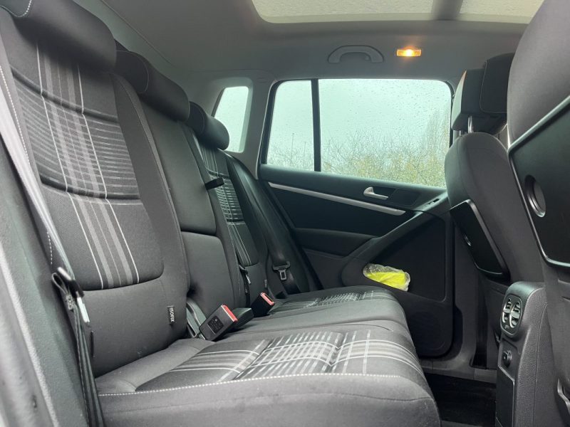 VOLKSWAGEN TIGUAN 2.0 TDI 140 4 MOTION LOUNGE TOIT OUVRANT