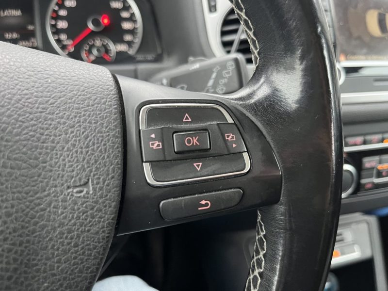 VOLKSWAGEN TIGUAN 2.0 TDI 140 4 MOTION LOUNGE TOIT OUVRANT