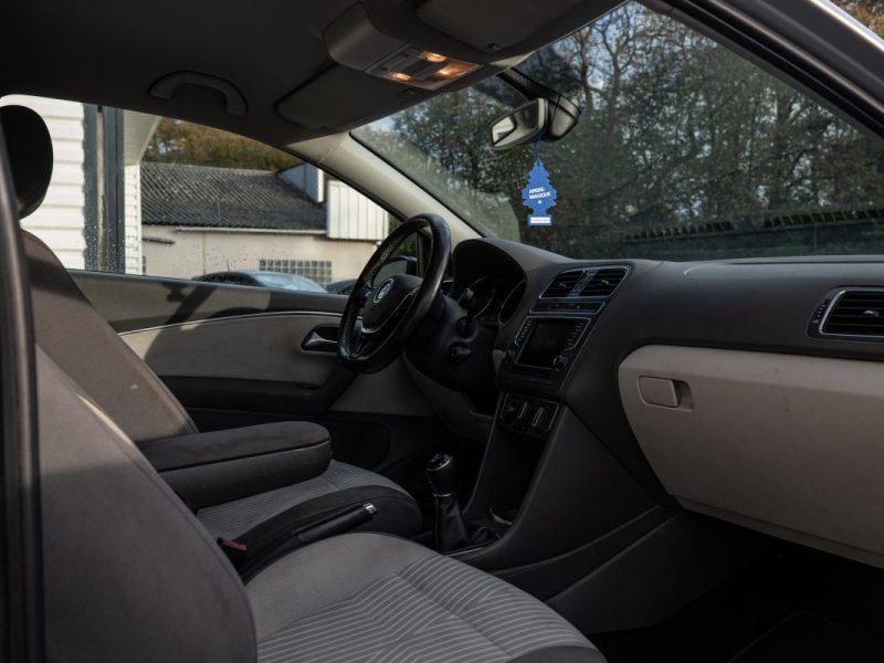 VOLKSWAGEN POLO 1.2 TSI 90Cv BLUEMOTION TECHNOLOGY CONFORTLINE BUSINESS