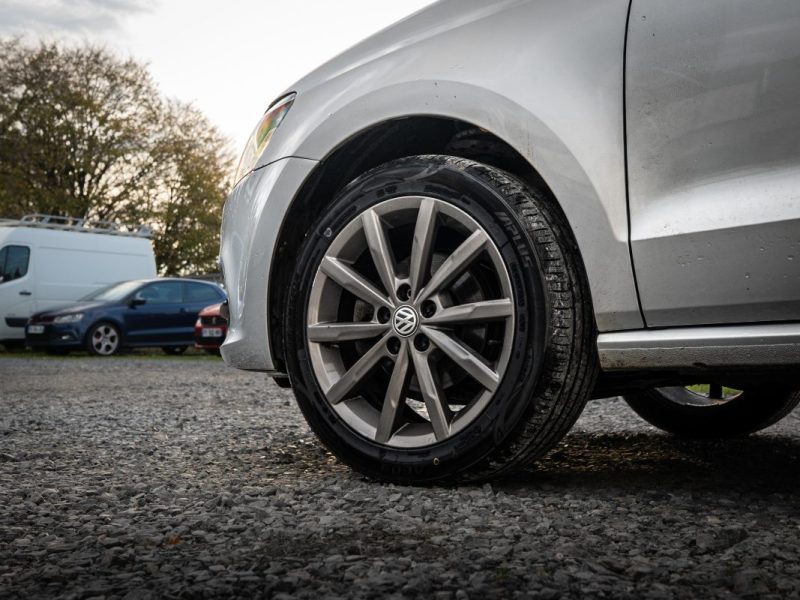 VOLKSWAGEN POLO 1.2 TSI 90Cv BLUEMOTION TECHNOLOGY CONFORTLINE BUSINESS