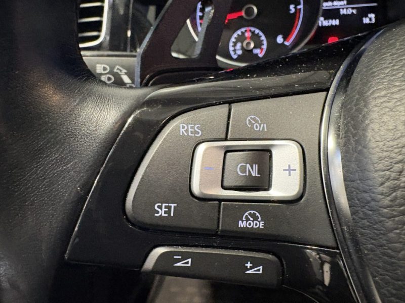 Volkswagen Golf 7 2.0 TDI 150CH DSG7 - Toit ouvrant - Siege chauffants - CARPLAY 