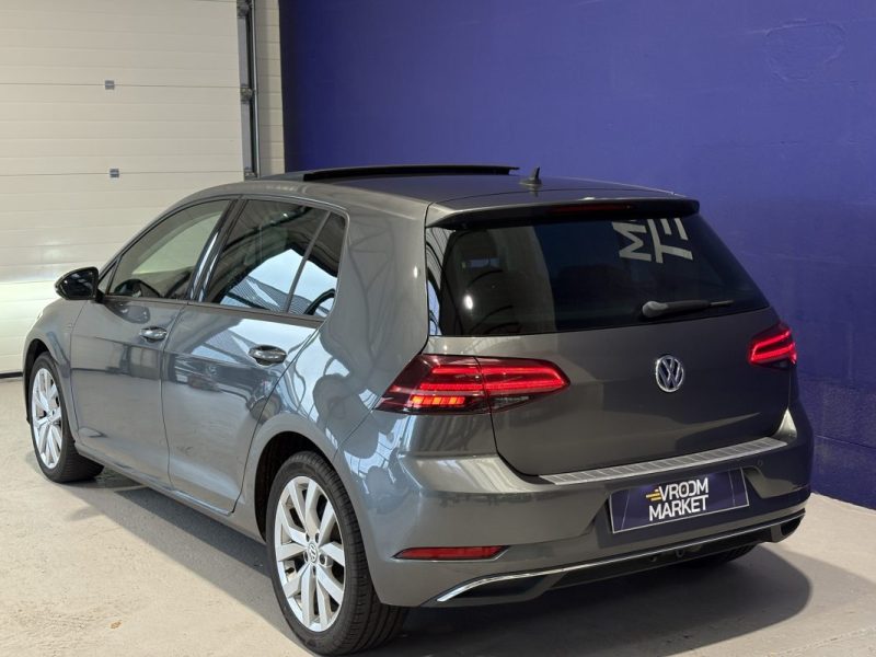 Volkswagen Golf 7 2.0 TDI 150CH DSG7 - Toit ouvrant - Siege chauffants - CARPLAY 