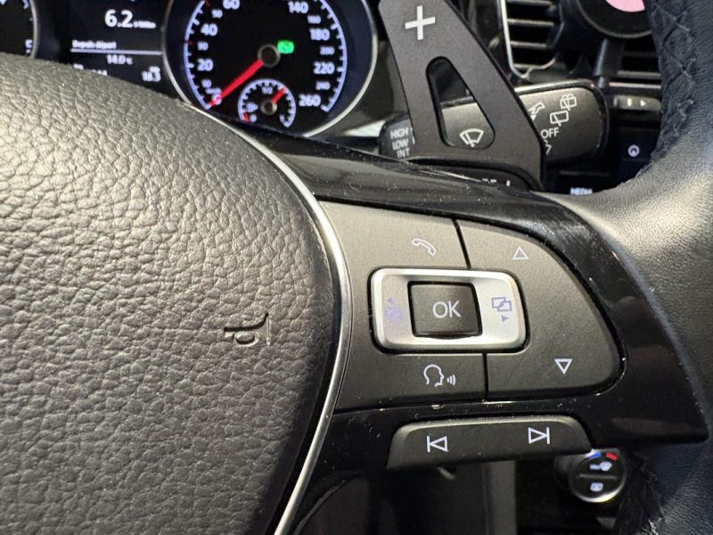 Volkswagen Golf 7 2.0 TDI 150CH DSG7 - Toit ouvrant - Siege chauffants - CARPLAY 