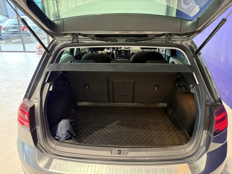 Volkswagen Golf 7 2.0 TDI 150CH DSG7 - Toit ouvrant - Siege chauffants - CARPLAY 