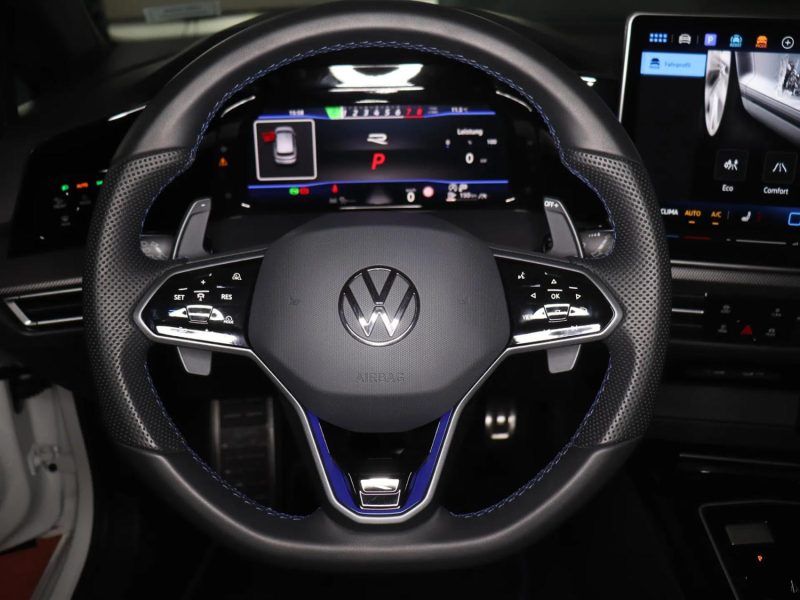 NEW VOLKSWAGEN GOLF 8R 2.0 TSI 333ch 4MOTION 1090€/MOIS