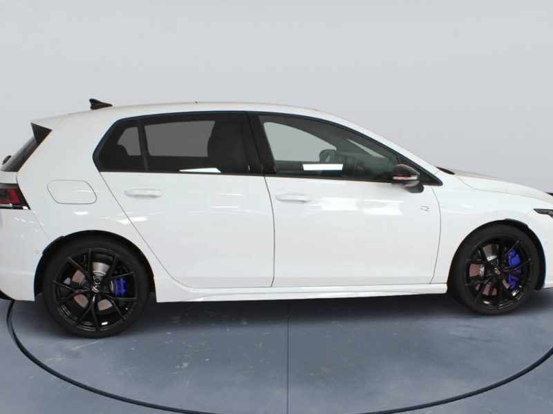NEW VOLKSWAGEN GOLF 8R 2.0 TSI 333ch 4MOTION 1090€/MOIS
