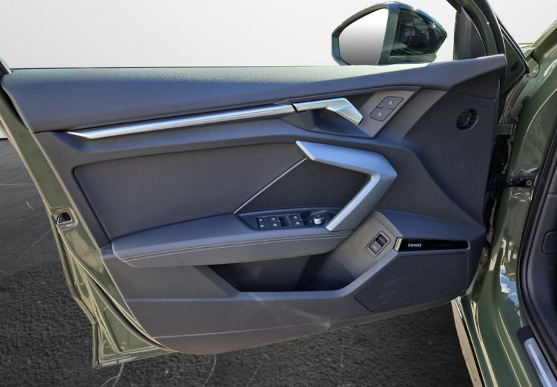 AUDI A3 Sportback 35 TFSI Mild Hybrid 150 S-tronic7 S line / 650 € PAR MOIS 