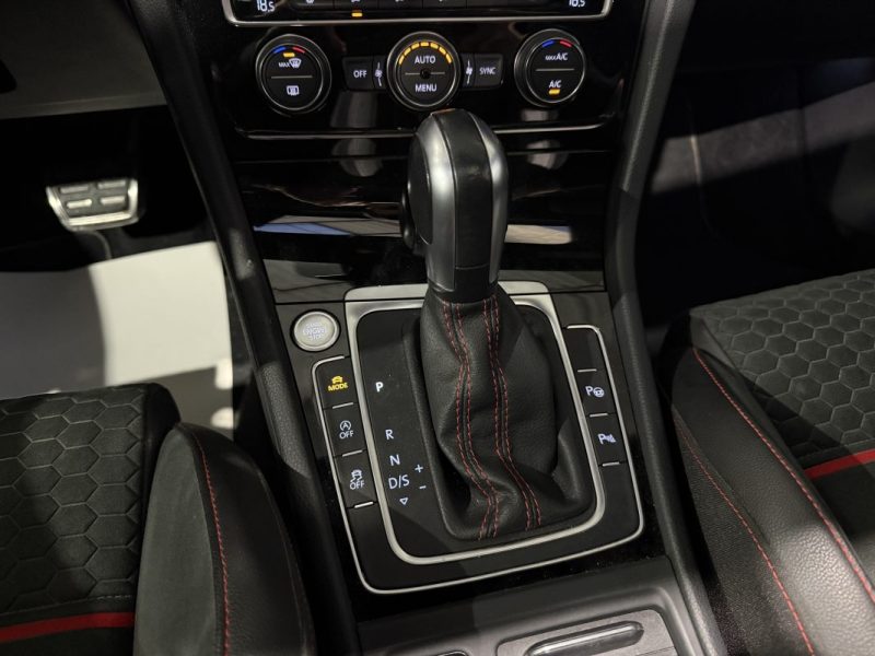 VOLKSWAGEN GOLF 7.5 2.0 TSI 245ch GTI Performance DSG7 - TOIT OUVRANT / DYNAUDIO / DISCOVER PRO