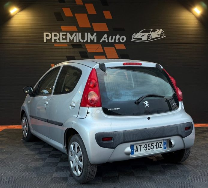 Peugeot 107 1.0i 70 Cv Trendy Boite Automatique 48000km 5 Portes 