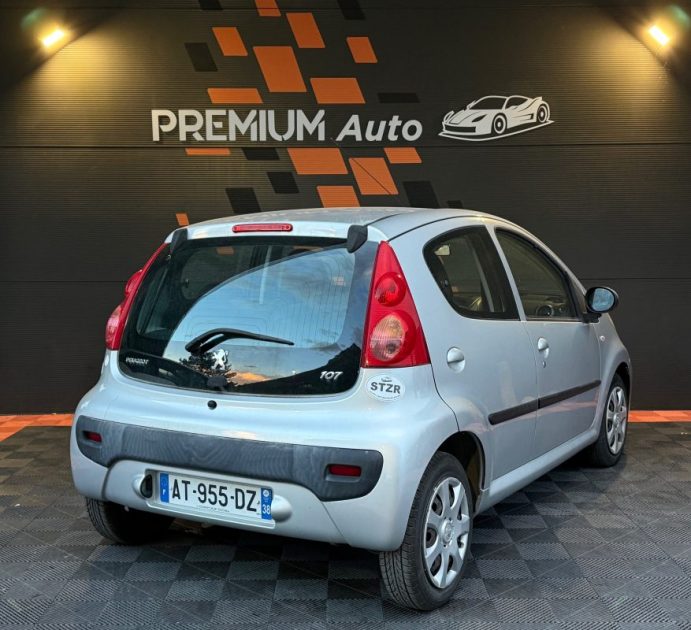 Peugeot 107 1.0i 70 Cv Trendy Boite Automatique 48000km 5 Portes 
