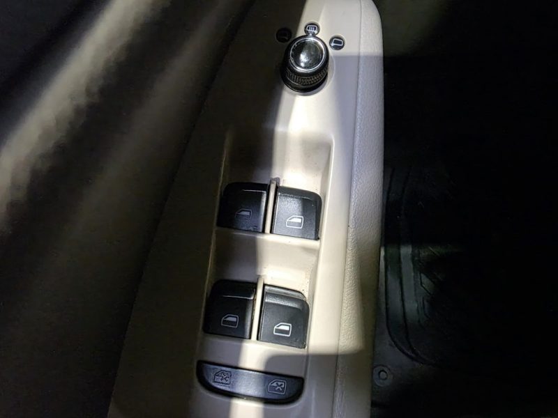 AUDI Q5 2.0 TDI 170ch AMBIENTE QUATTRO - DISTRI NEUVE - TOIT OUVRANT