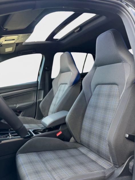 VOLKSWAGEN Golf 1.5 eHybrid 272 DSG6 GTE / 700€ par mois